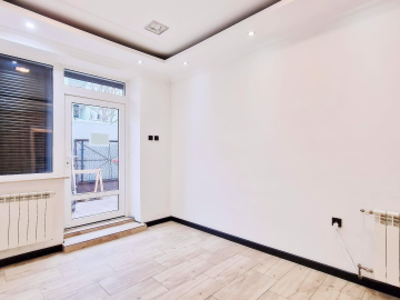 Górna / Dąbrowa - lokal na parterze 20m2