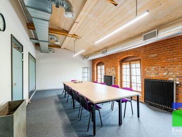 Górna - lokal biurowy o pow. 128 m2 ul. Skrzywana