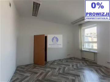 Śródmieście: lokal biurowo-usługowy 23,80 m2 z umywalką, do wynajęcia
