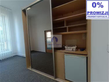 Śródmieście: lokal biurowo-usługowy 15,10m2 z aneksem kuchennym, do wynajęcia