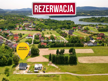 Dom w spokojnej okolicy Jeziora Dobczyckiego.