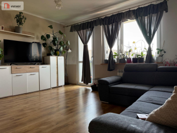Mieszkanie 3 pokoje w Przemkowie z balkonem