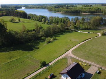 Działka na Kaszubach z widokiem na jezioro