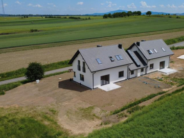 Dom z garażem blisko Świdnicy/ 158m2/ Milikowice