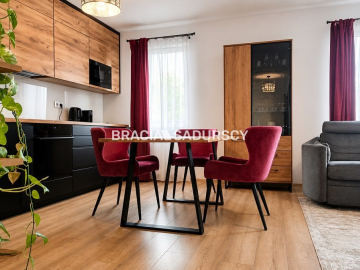 2 pok 40,5m2 widok na Wawel/ Podgórze 
