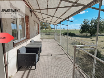 Siedlisko z działką i stawem, Trzaskowice-Stróżewo