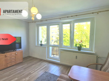 3 pokoje ,balkon, miejsce parkingowe