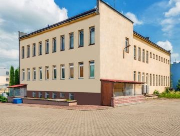 Sępólno Krajeńskie, budynki biurowo-magazynowe, 1021 m2, sprzedam, 580 000 zł, netto.  
  
Biura z zapleczem magazynowym w dobr