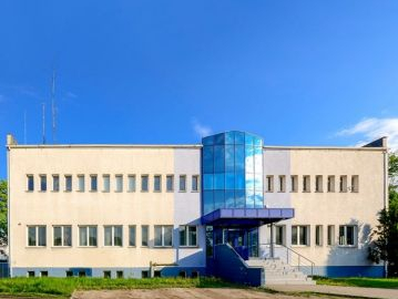 Inowrocław, budynki biurowo-techniczne, 1680 m2, sprzedam, 1 500 000 zł, netto.  
  
Przedmiotem sprzedaży jest zabudowana dzia