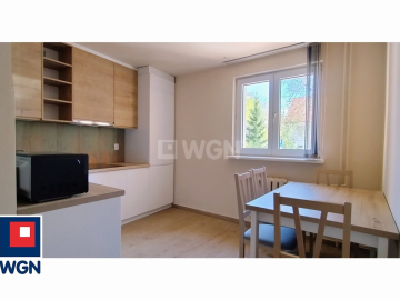 Polkowice, 2 pokoje, 2 piętro, wynajmę, 60 m2, 4000 zł miesięcznie. 
 
Do wynajęcia dwupokojowe umeblowane mieszkanie na drugim
