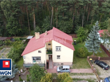 Nowa Sól, dom wolnostojący, działka 780 m2, 7 pokoi, sprzedam, 910 000 zł.  
  
Dom położony bezpośrednio przy lesie.  
  
Prze