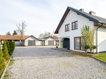 Dom jednorodzinny 138 m² – piękna działka 18 a
