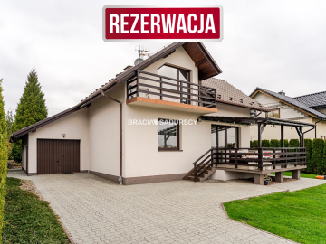 Zadbany dom na pięknej działce / potencjał 