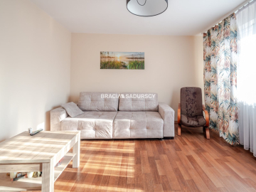 Rząska dom 250 m2 działka 6 arów ocieplony