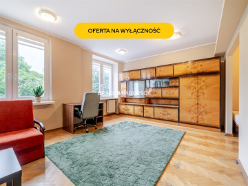 Na sprzedaż/ kawalerka z potencjałem/ 37m2