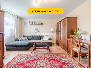 2 pokoje, osobna kuchnia, m. postojowe, komórka 