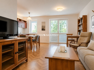 Mieszkanie z widokiem, balkon, winda, garaż