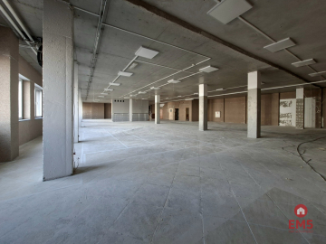 Lokal użytkowy 490 m2. Nowe Miasto.