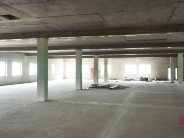 Powierzchnia handlowo-usługowa 1300 m2