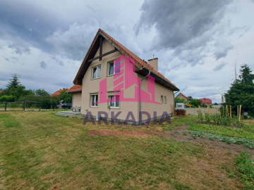 Dom na sprzedaż w Pieszycach 176m2