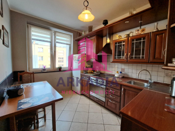 os.Kolorowe 51m2, II piętro- Dzierżoniów