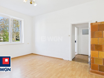 Nowa Sól, mieszkanie, kawalerka, 32 m2, sprzedam, 180 000 zł  
  
Na sprzedaż jasne i ustawne mieszkanie o powierzchni 32 m2, p
