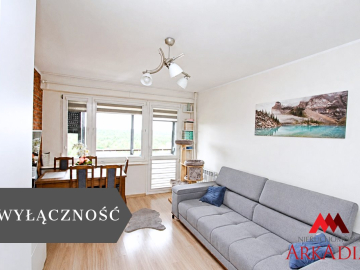 Na sprzedaż 2 pokoje, balkon, ul. Ostrowska 32