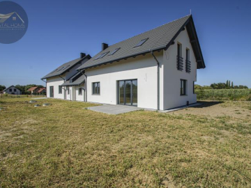 Dom z garażem blisko Świdnicy/ 158m2/ Milikowice