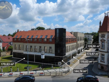 Lokale użytkowe od 109m2 do 179m2