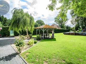 Parter domu/ 139,35m2/ ogród z basenem