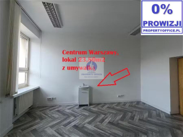Śródmieście: lokal biurowo-usługowy 23,80 m2 z umywalką, do wynajęcia