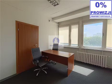 Praga Południe: lokal biurowy 14,40m2 do wynajęcia