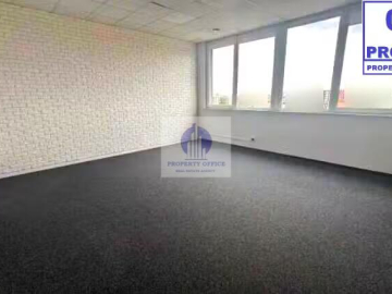 Włochy: lokal biurowy 31,90m2 do wynajęcia