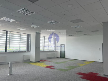 Wola: lokal biurowy 1100m2 do wynajęcia