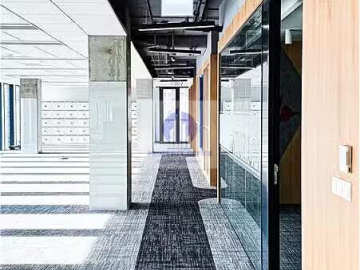 Wola - lokal biurowy 818m2 do wynajęcia