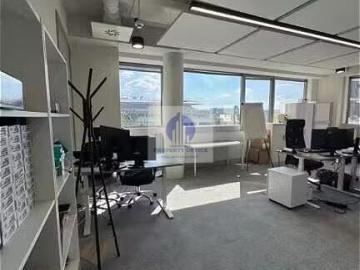 Wola: lokal biurowy 839 m2 do podnajmu