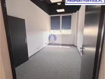 Włochy: lokal biurowy 37,40m2 do wynajęcia