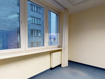 Mokotów: lokal biurowy 121m2 do wynajęcia