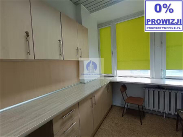 Praga Północ : lokal biurowy 14,07m2 do wynajęcia