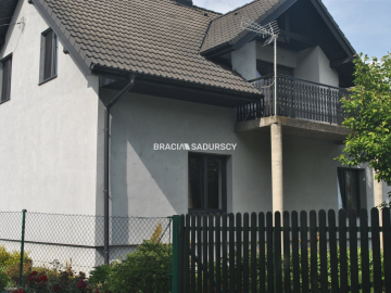 Dwurodzinny dom w Cichawie gm, Gdów