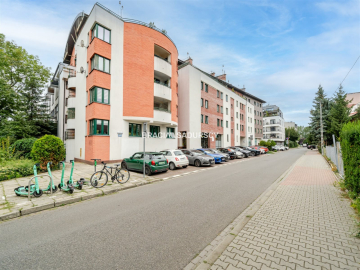 ŚWIETNA LOKALIZACJA 2-POKOJOWE Z BALKONEM