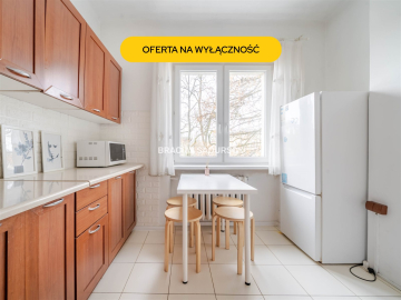 59m2 3 pok+os kuchnia Ul.Staszczyka Bronowice