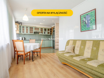 M 50M2 / 3 POKOJE / BALKON / GARAŻ / ZIELONO