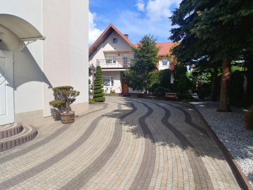 Górna - dom 242 m2 z zakładem produkcyjnym 260 m2
