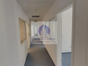 Włochy: lokal biurowy 216m2 do wynajęcia