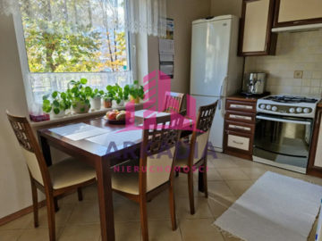ok.52m2, parter, miejsce postojowe, 2 pokoje