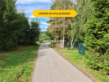 *zdjęcia należą do właściciela oferty.  
LEWNIOWA, GMINA GNOJNIK, DZIAŁKA BUDOWLANA POD ZABUDOWĘ JEDNORODZINNĄ I USŁUGOWĄ O POW