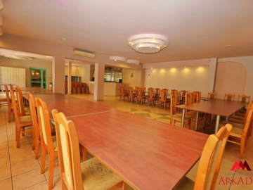 WYJĄTKOWA PRZESTRZEŃ DO WYNAJĘCIA – 212 m² + TEREN