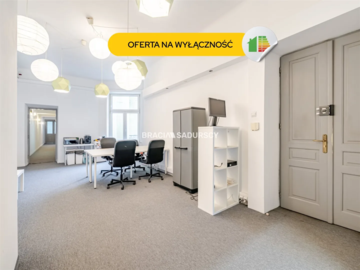 Przestronne biuro 140 m² w centrum Krakowa - ul. Lubicz 

 Szukasz świetnie skomunikowanego miejsca na siedzibę swojej firmy, k
