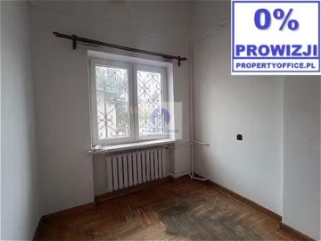Włochy: lokal biurowo-usługowy 8 m2 do wynajęcia